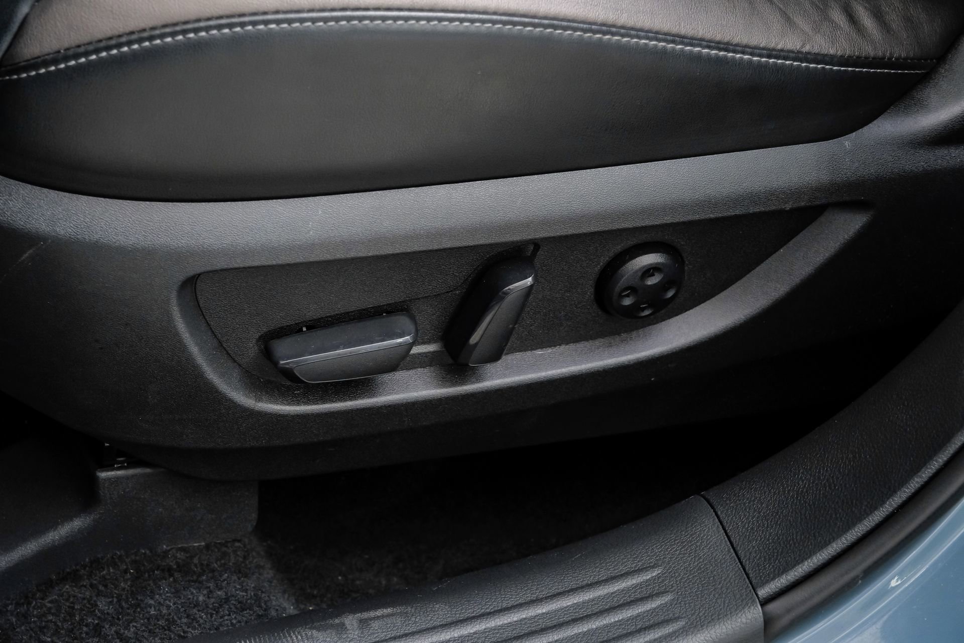 Used 2023 INFINITI QX55 Luxe w/ Cargo Package image 35