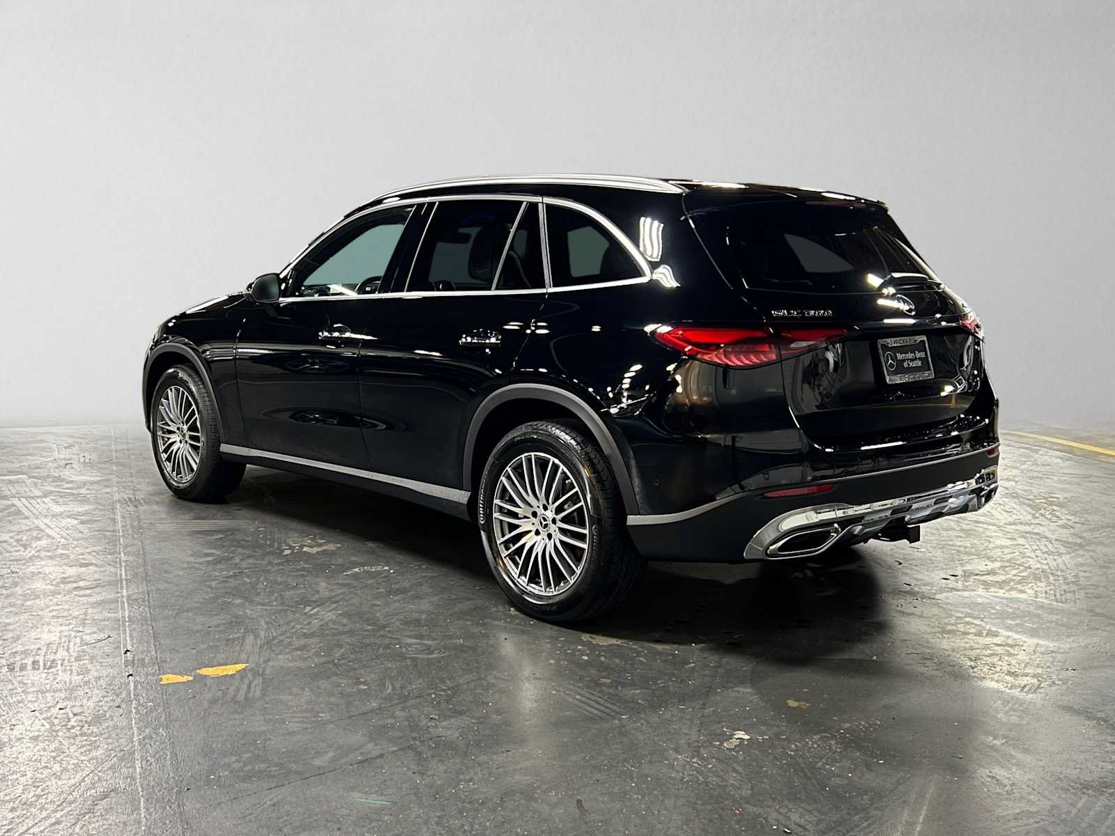 Used 2026 Mercedes-Benz GLC 300 4MATIC image 5
