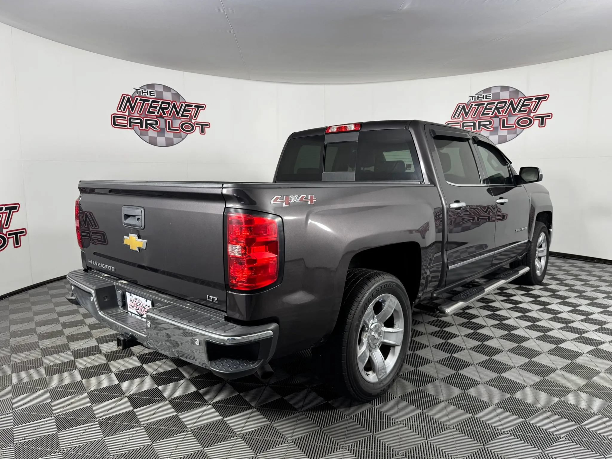 Used 2015 Chevrolet Silverado 1500 LTZ w/ LTZ Plus Package AWD/4WD image 7