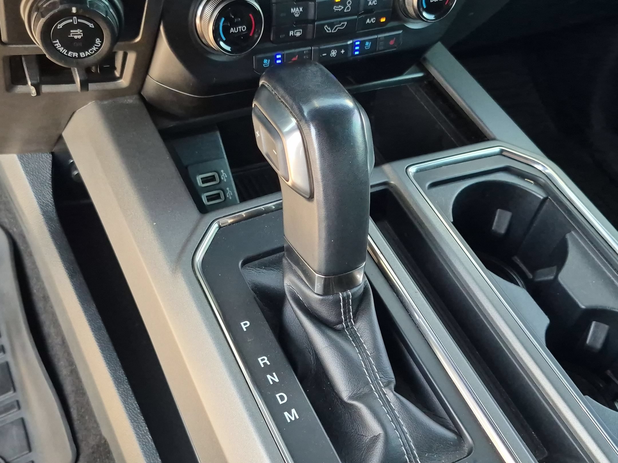 Used 2020 Ford F150 Raptor w/ Equipment Group 802A Luxury AWD/4WD image 17
