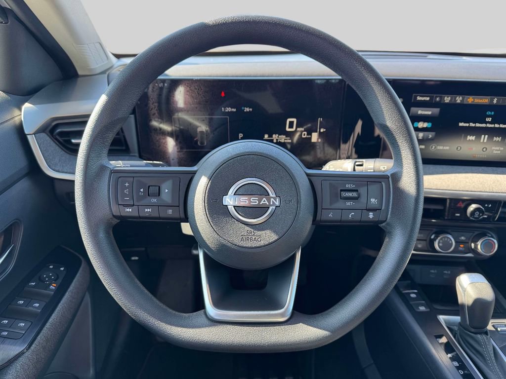 Used 2025 Nissan Kicks SV image 14