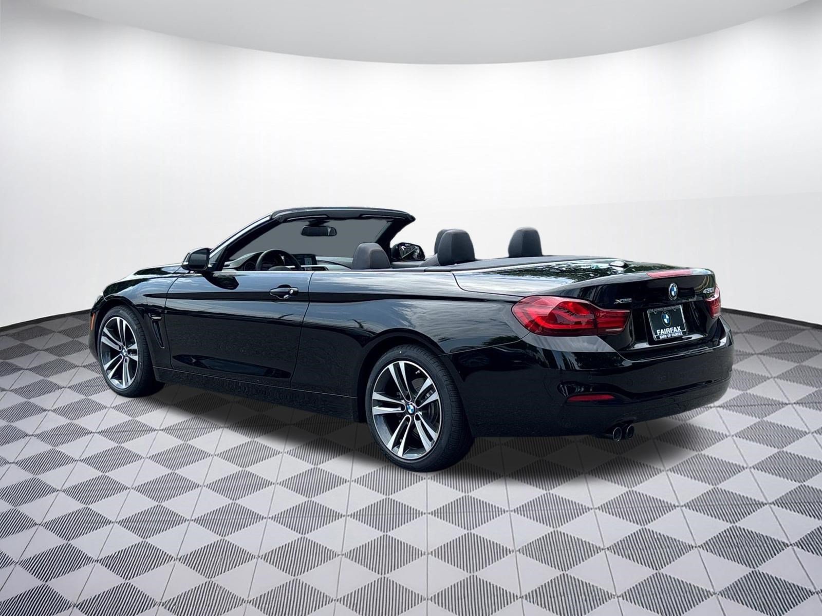 Used 2020 BMW 430i xDrive Convertible w/ Convenience Package AWD/4WD image 3