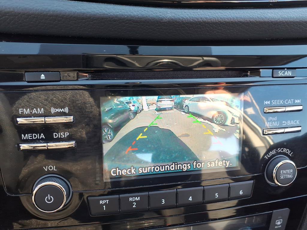 Used 2018 Nissan Rogue Sport SV w/ SV All-Weather Package image 24