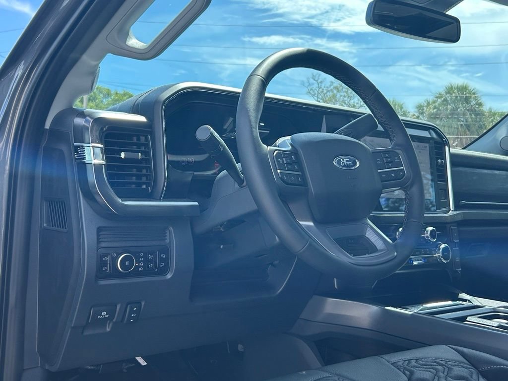 New 2026 Ford F250 Lariat w/ Black Appearance Package AWD/4WD image 36