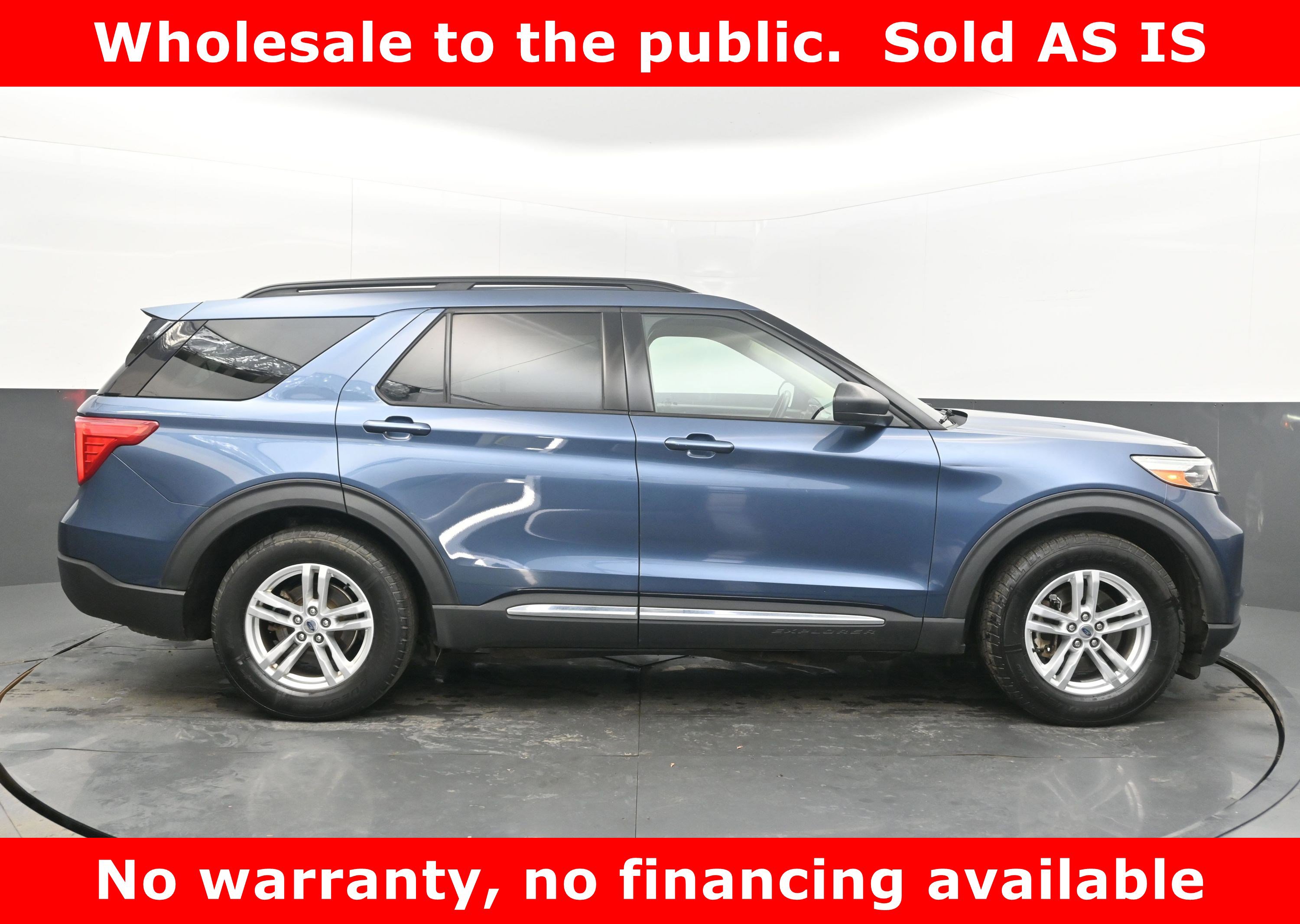 Used 2020 Ford Explorer XLT w/ Equipment Group 202A image 8