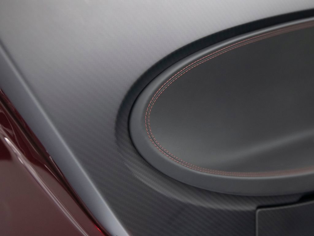 Used 2019 Bugatti Chiron image 22