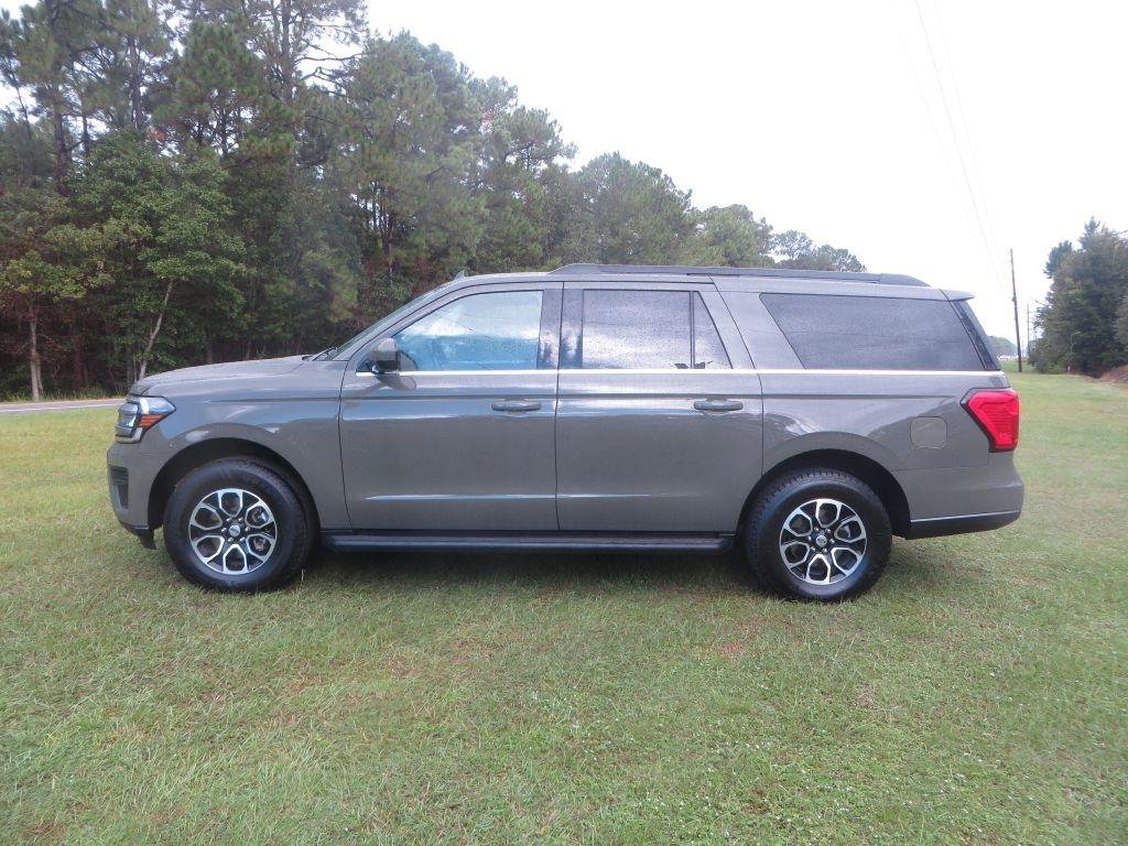 Used 2024 Ford Expedition Max XLT