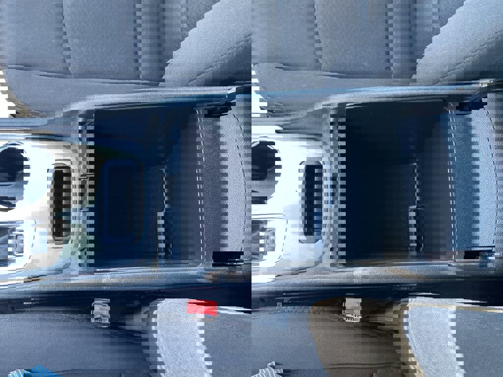 Used 2022 Chevrolet Malibu LT image 27