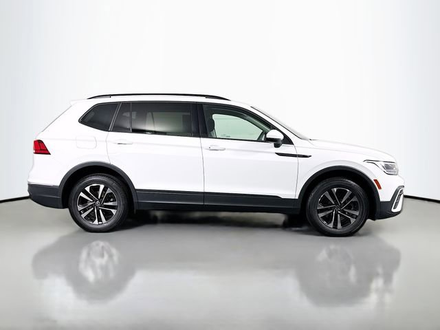 Used 2022 Volkswagen Tiguan S w/ Driver Assistance Package image 10