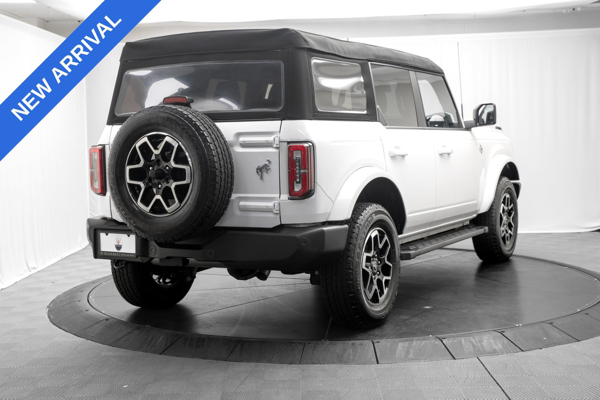 Used 2024 Ford Bronco Outer Banks AWD/4WD image 7