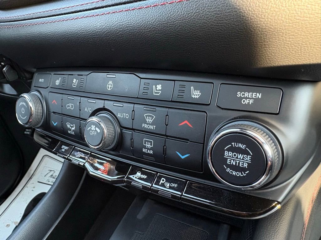 Used 2023 Dodge Durango R/T image 33