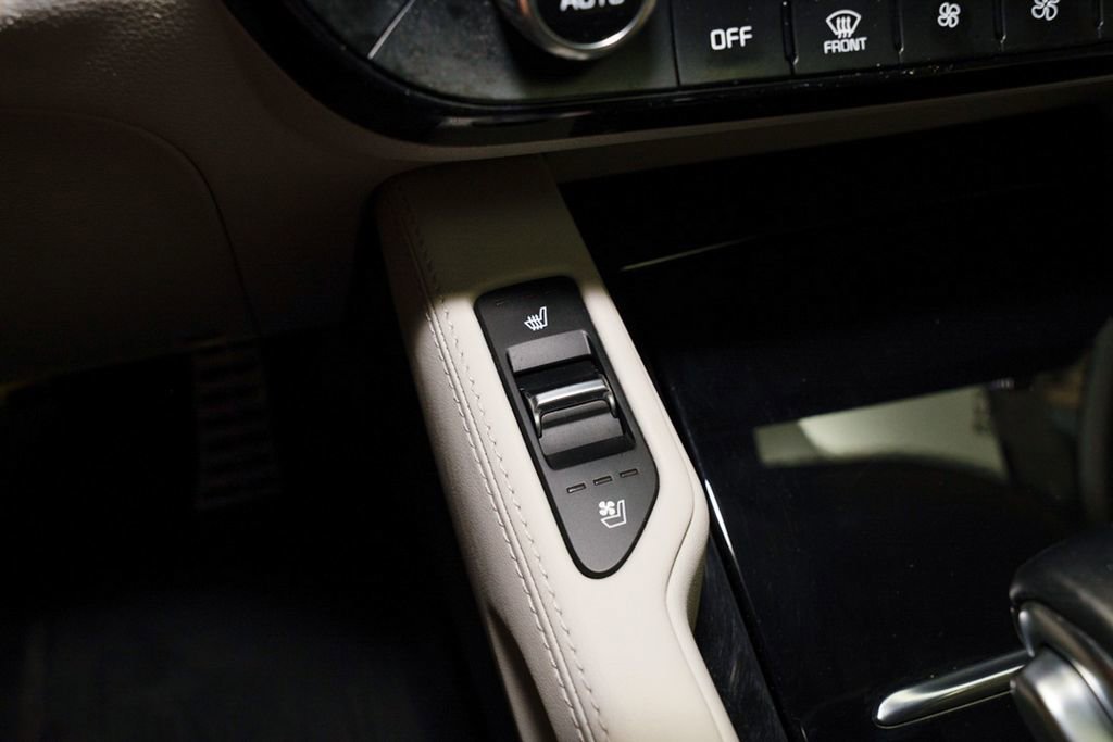 Used 2021 Kia Telluride SX w/ SX Prestige Package image 19