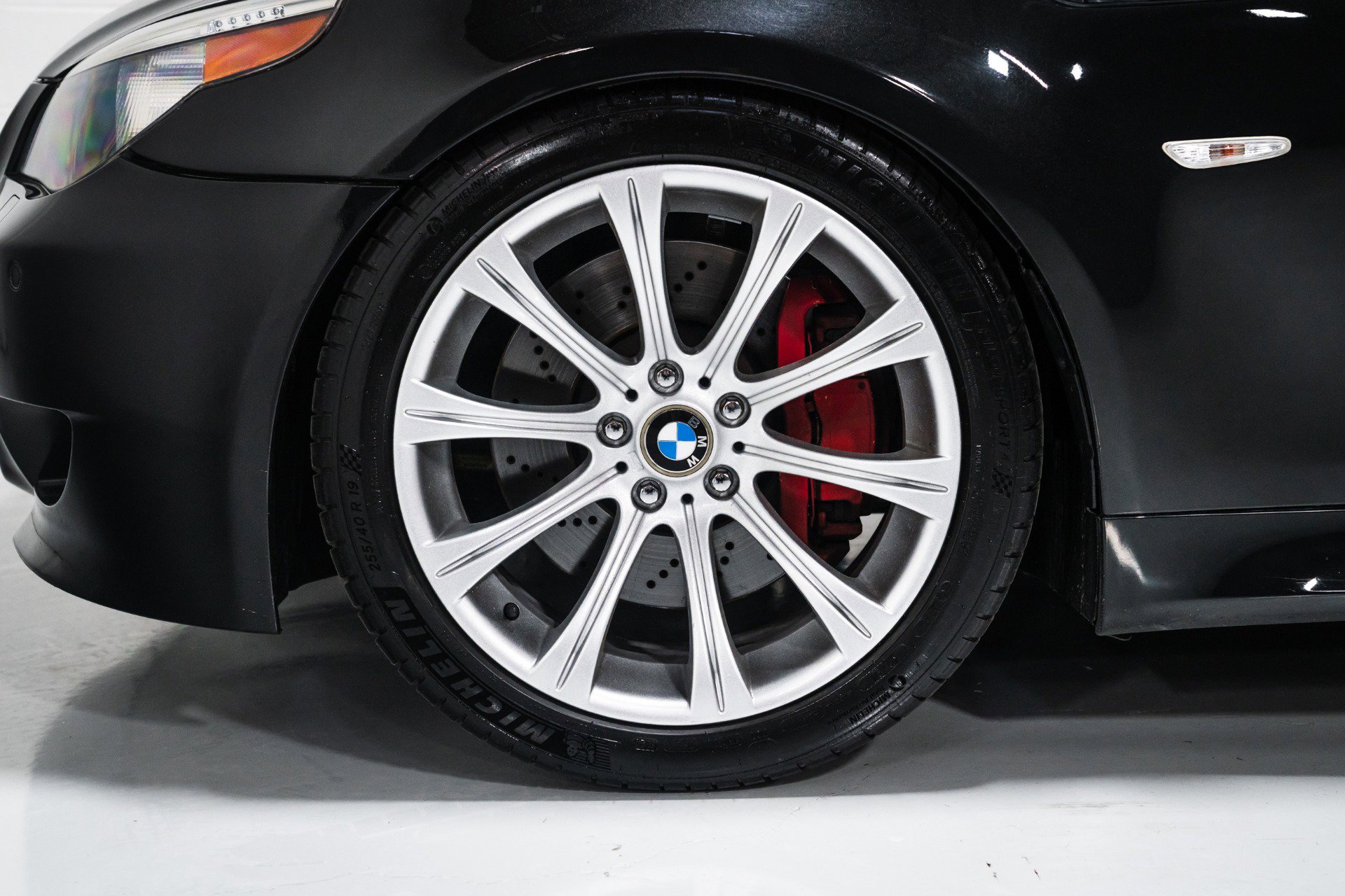 Used 2007 BMW M5 RWD image 9