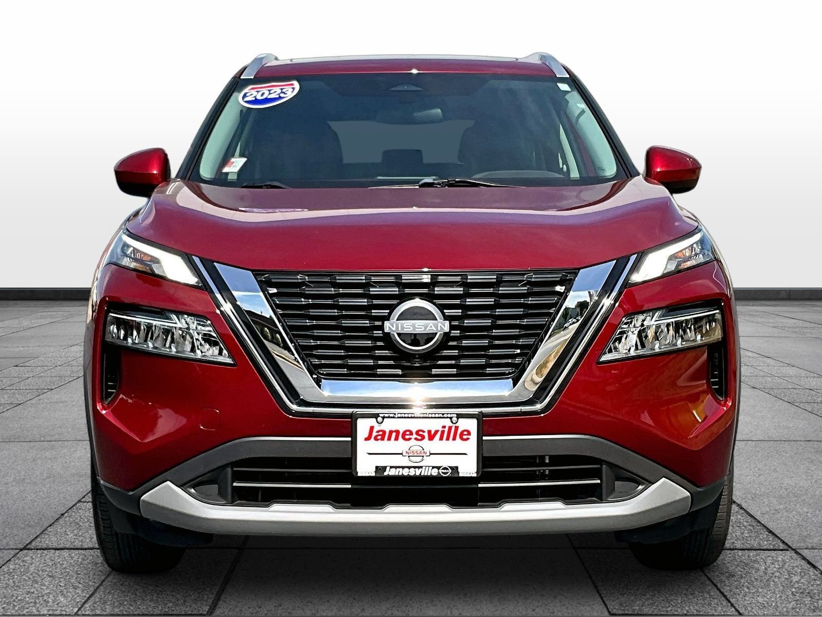 Used 2023 Nissan Rogue SV w/ SV Premium B Package AWD/4WD image 2