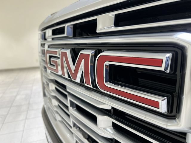 New 2026 GMC Yukon Denali w/ LPO, Floor Liner Package AWD/4WD image 29