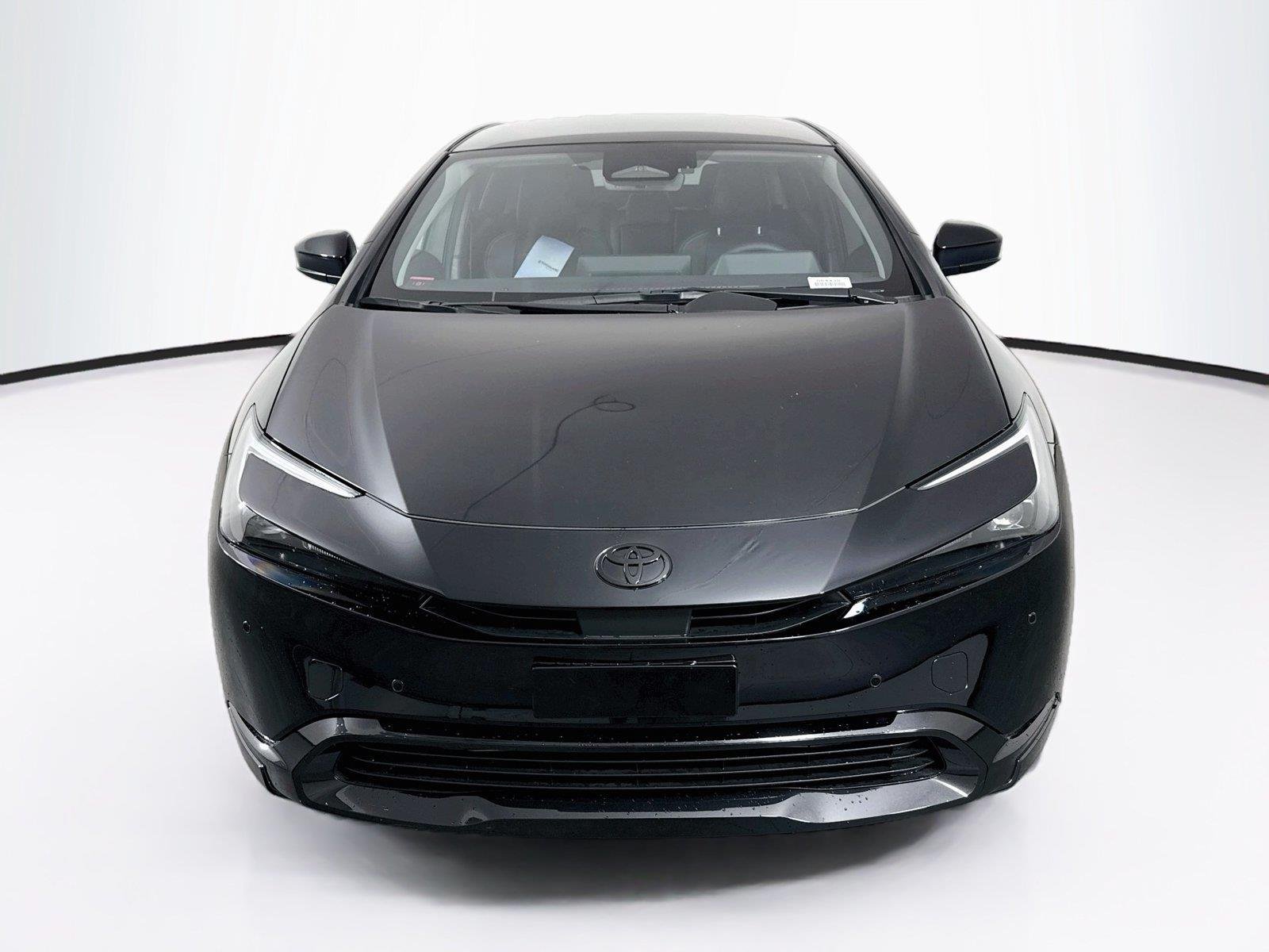 New 2026 Toyota Prius Plug-In Hybrid FWD image 9