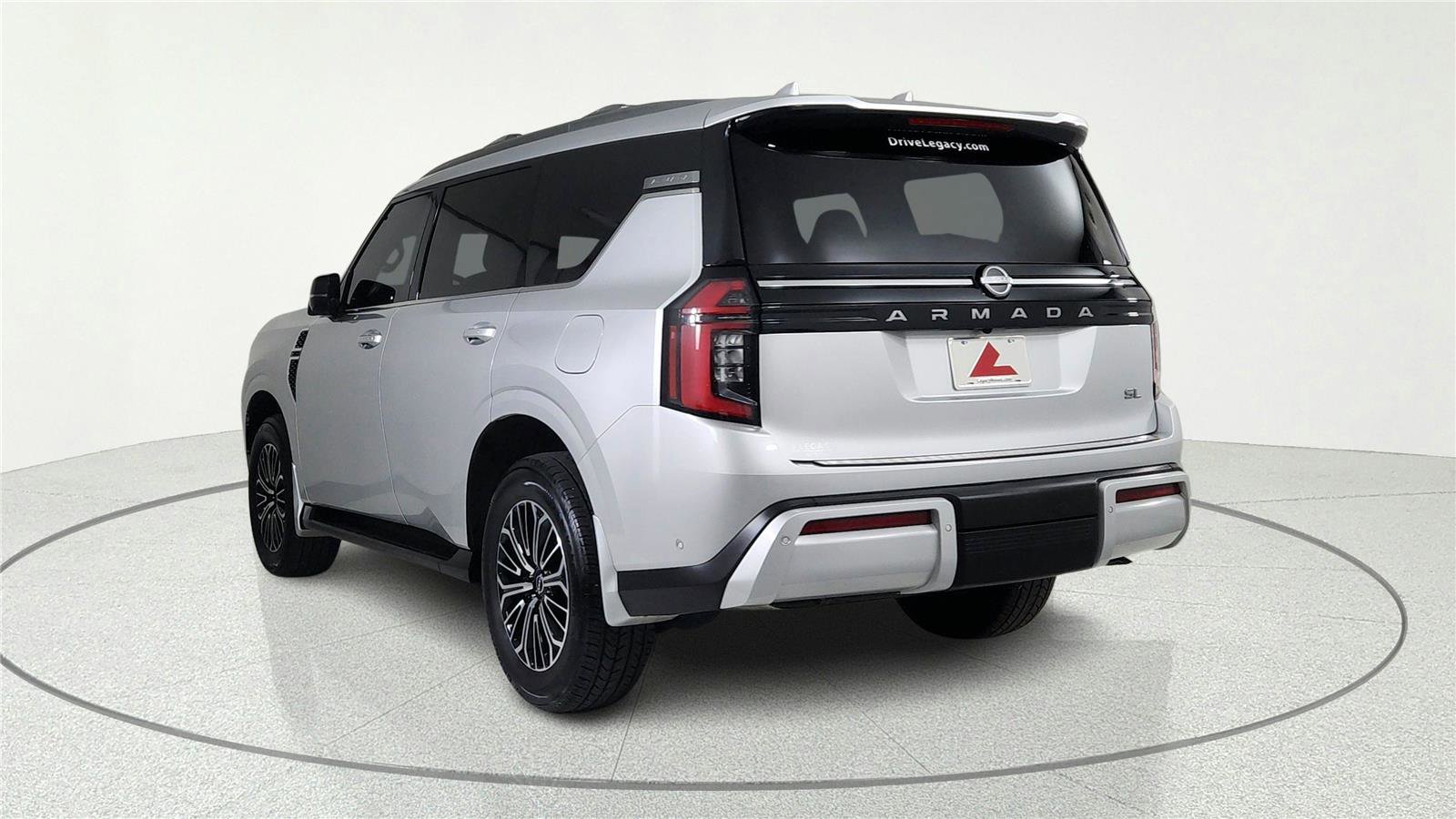 Certified 2025 Nissan Armada SL w/ Captain's Chari Seat Package AWD/4WD image 4