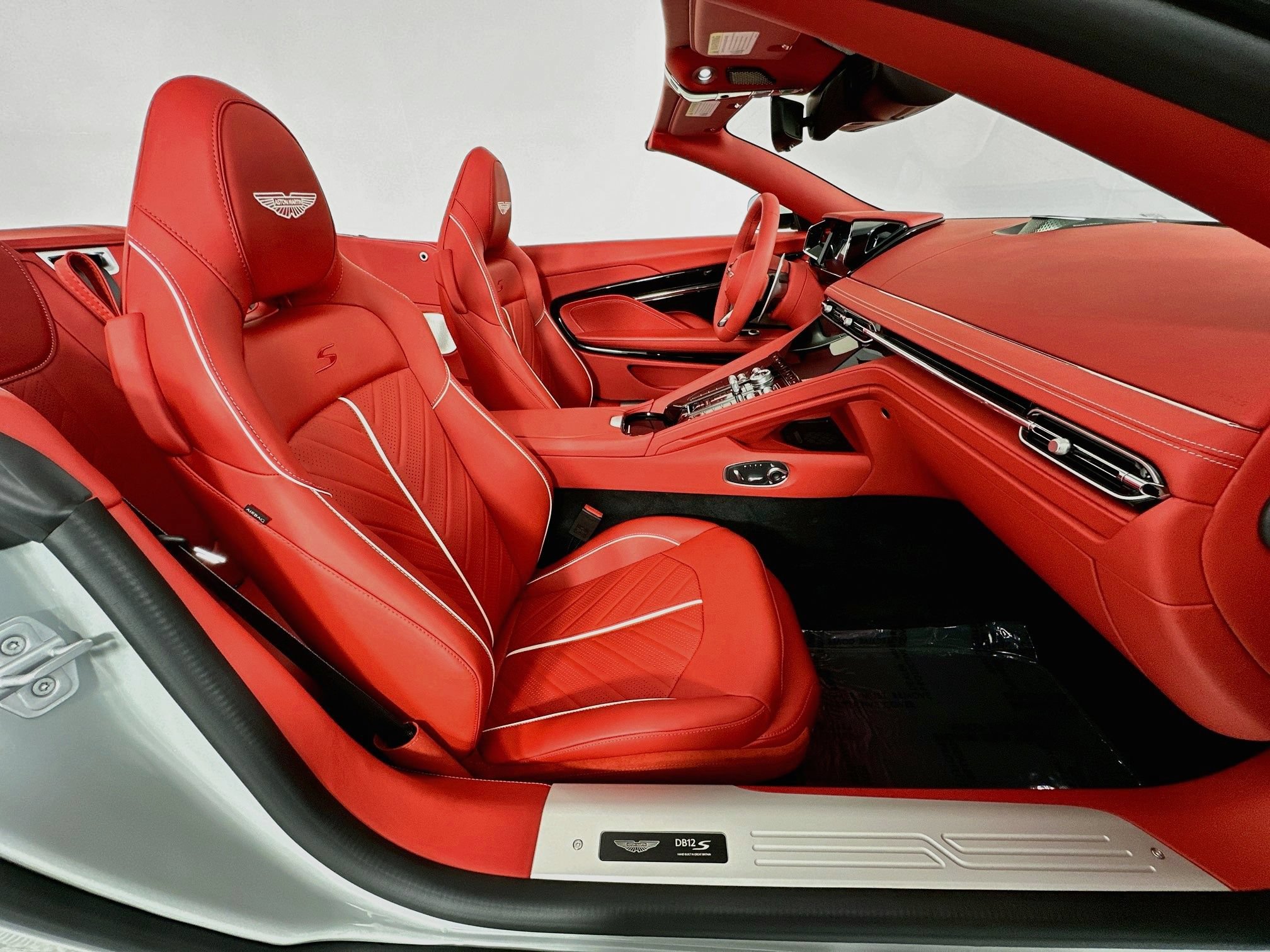 New 2026 Aston Martin DB12 Convertible RWD image 25