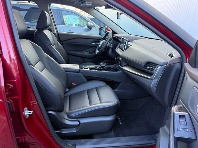 Certified 2023 Nissan Rogue SV w/ SV Premium B Package image 28