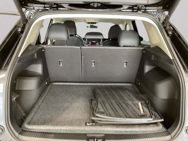 Certified 2025 Volkswagen Tiguan SE w/ Panoramic Sunroof Package AWD/4WD image 15