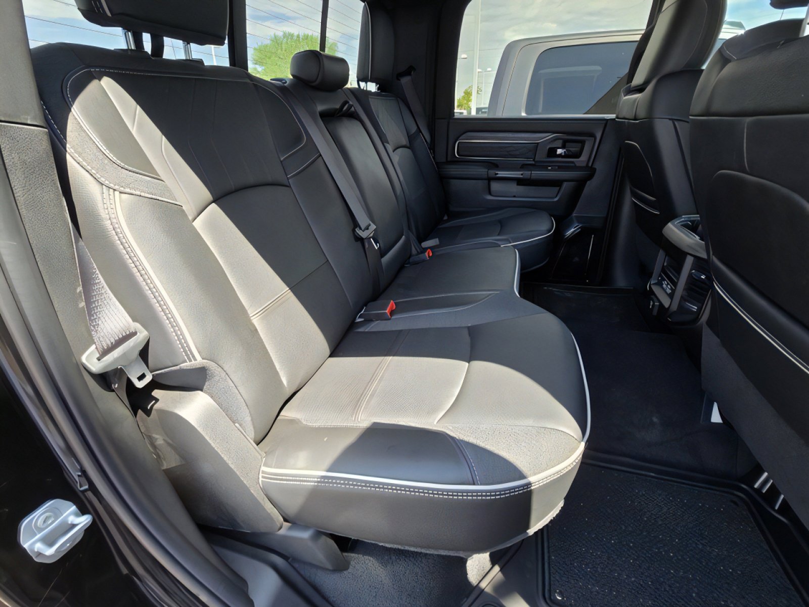 New 2025 RAM 2500 Limited image 17