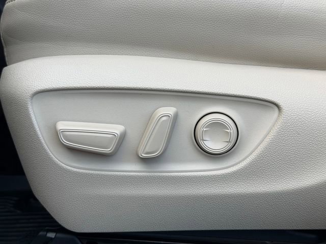 Certified 2022 Toyota Highlander Limited image 36