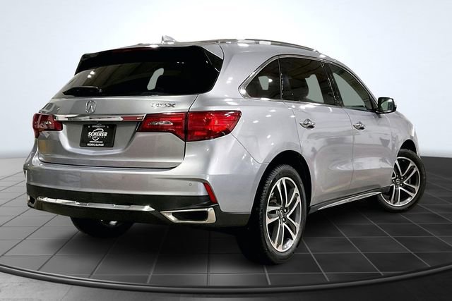 Used 2017 Acura MDX FWD w/ Advance Package image 2