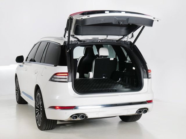 Used 2026 Lincoln Aviator Black Label w/ Dynamic Handling Package AWD/4WD image 37