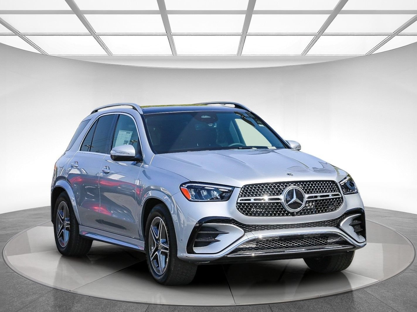 Used 2025 Mercedes-Benz GLE 580 4MATIC image 6