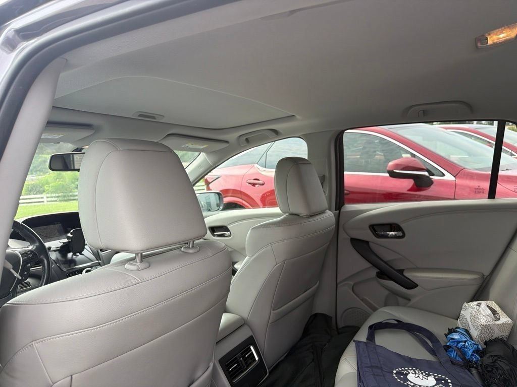 Used 2017 Acura RDX w/ Technology Package AWD/4WD image 16