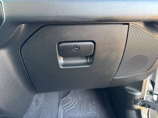 Used 2023 Jeep Wrangler Unlimited Sahara w/ Cold Weather Group AWD/4WD image 27