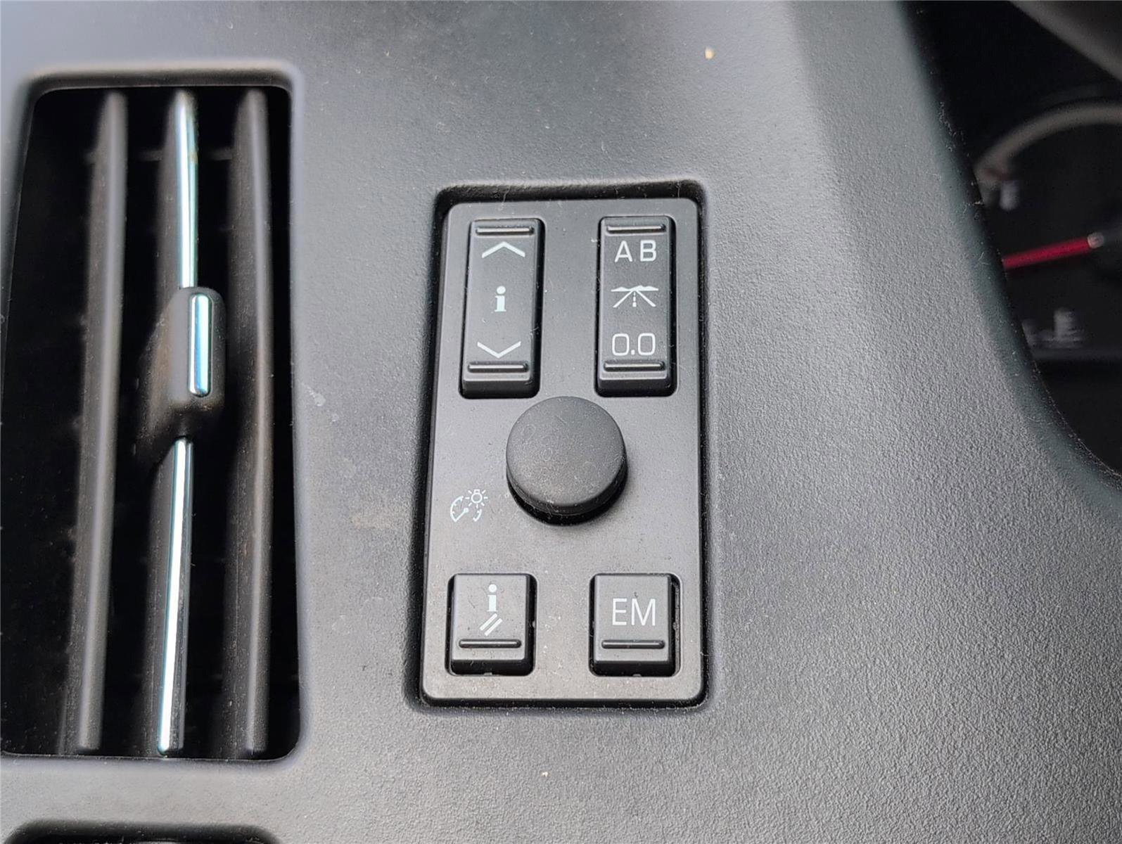 Used 2011 Cadillac STS RWD image 24