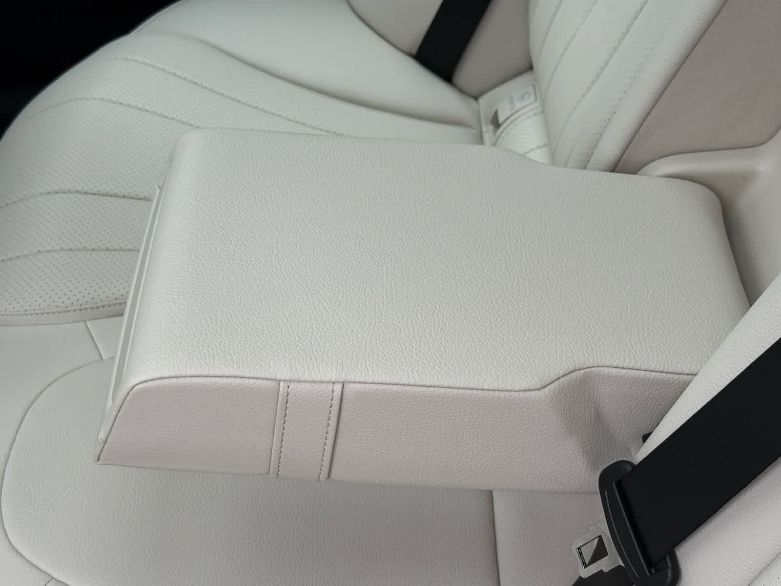 New 2025 Mercedes-Benz E 450 4MATIC All-Terrain Wagon image 35