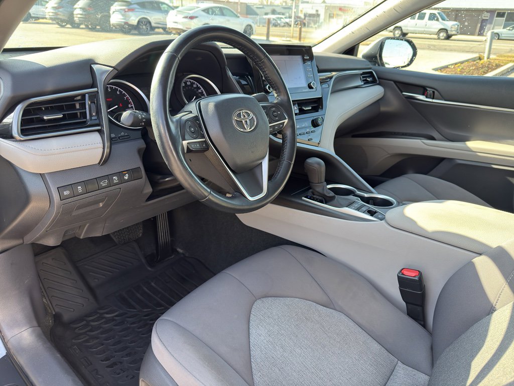 Used 2022 Toyota Camry LE image 13