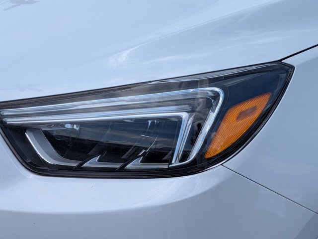 Used 2017 Buick Encore Essence FWD image 7