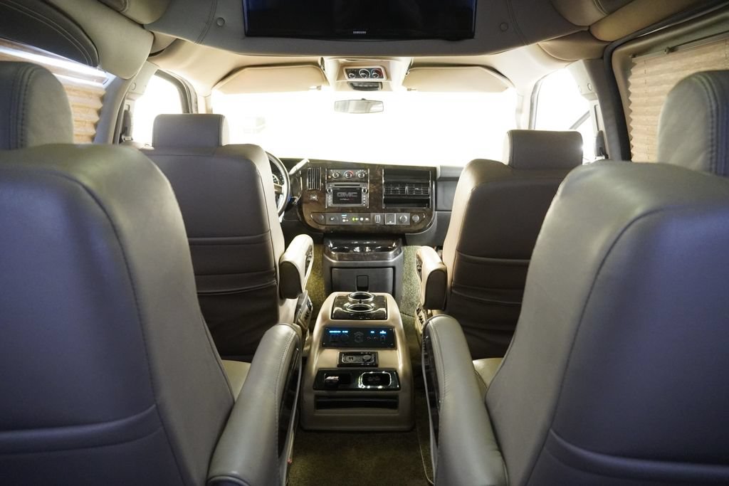 Used 2016 GMC Savana 2500 RWD image 33