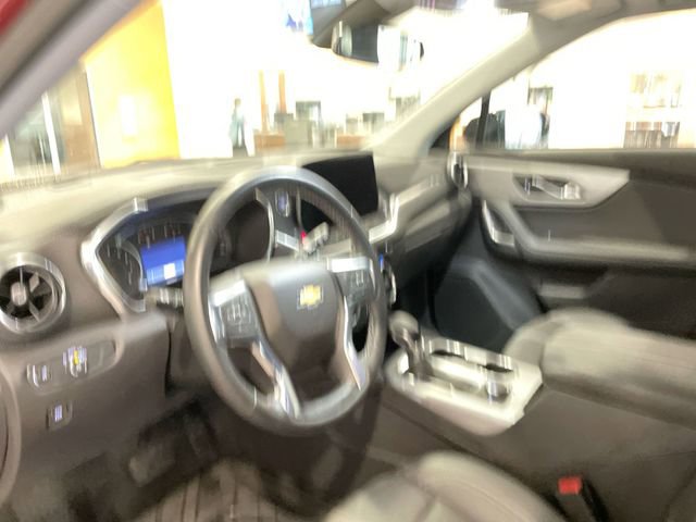 Used 2024 Chevrolet Blazer LT w/ Midnight/Sport Edition FWD image 12