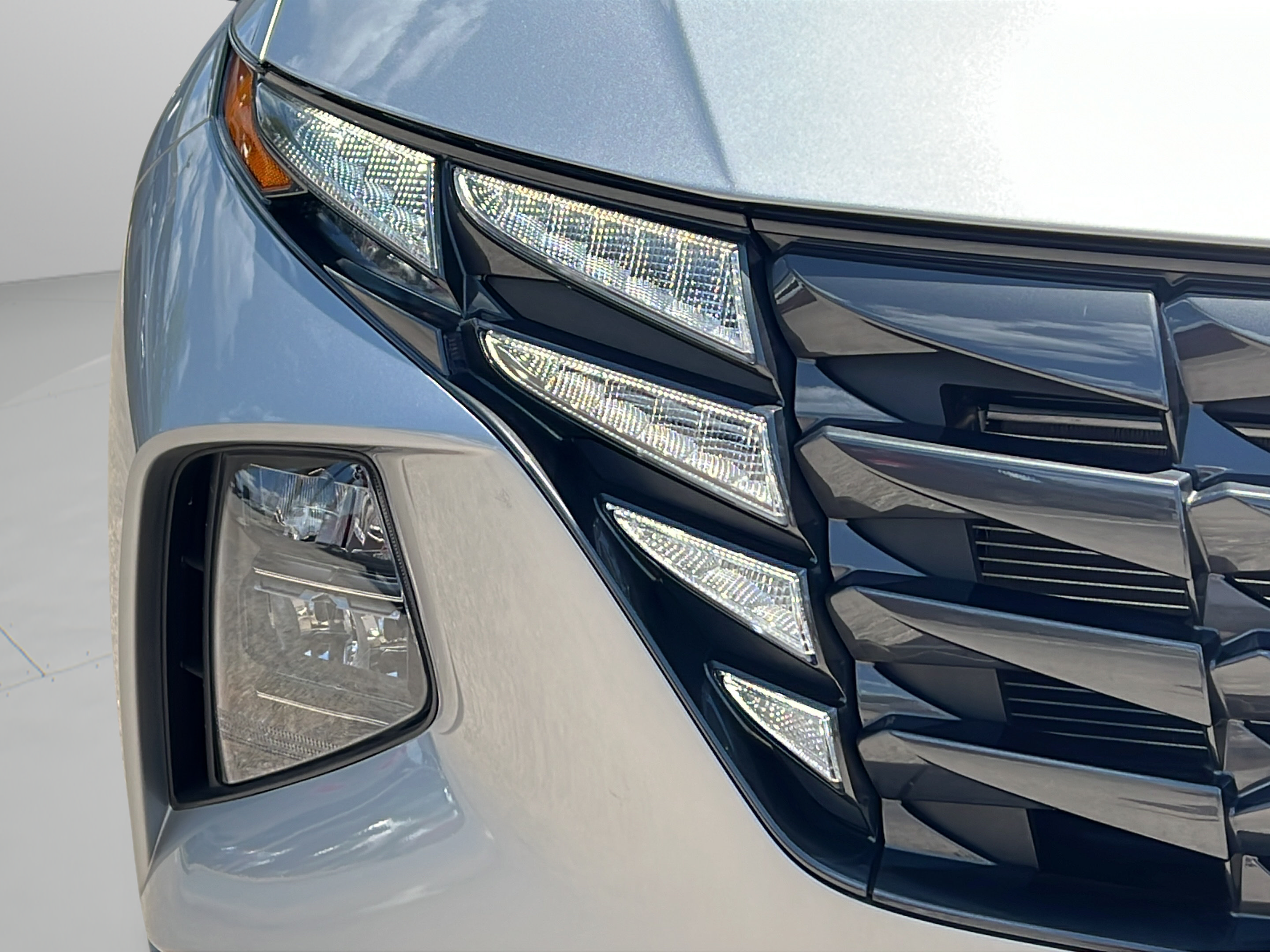 Certified 2024 Hyundai Tucson SEL FWD image 9
