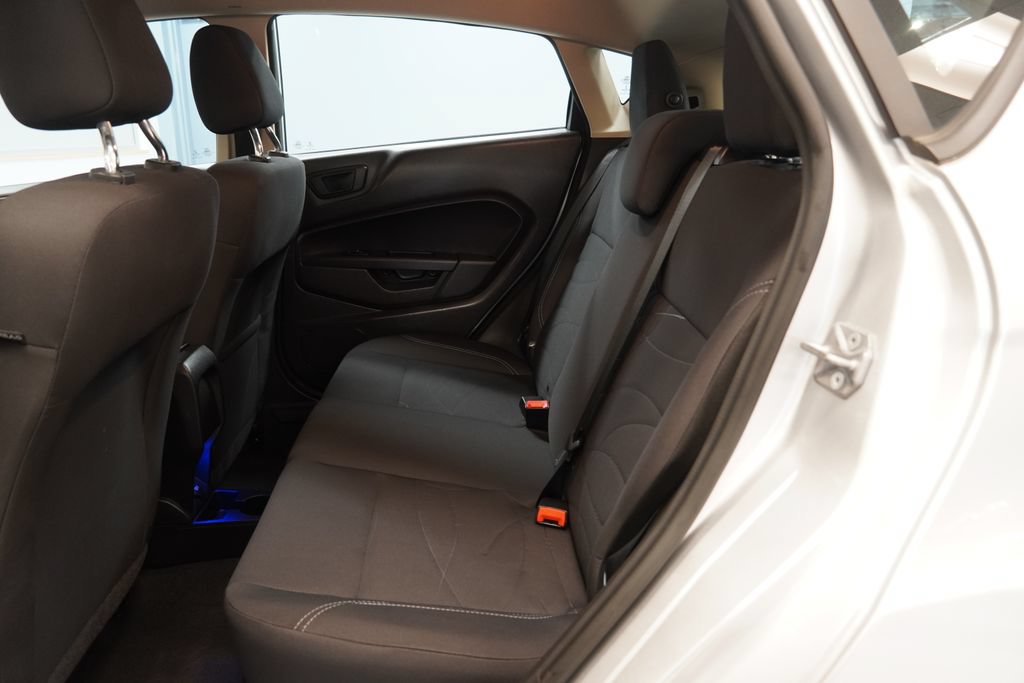 Used 2018 Ford Fiesta SE FWD image 25