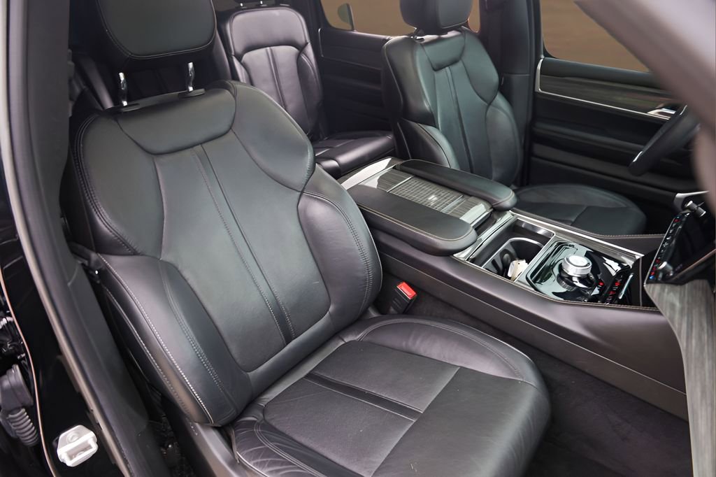 Used 2022 Jeep Wagoneer Series II w/ Convenience Group I RWD image 33