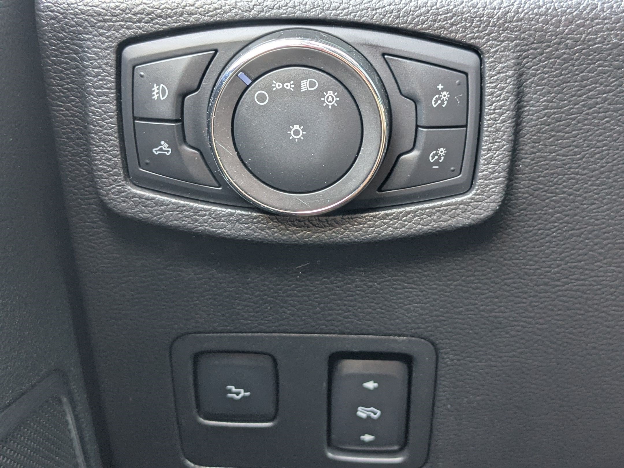 Used 2018 Ford F250 Platinum w/ Platinum Ultimate Package AWD/4WD image 21