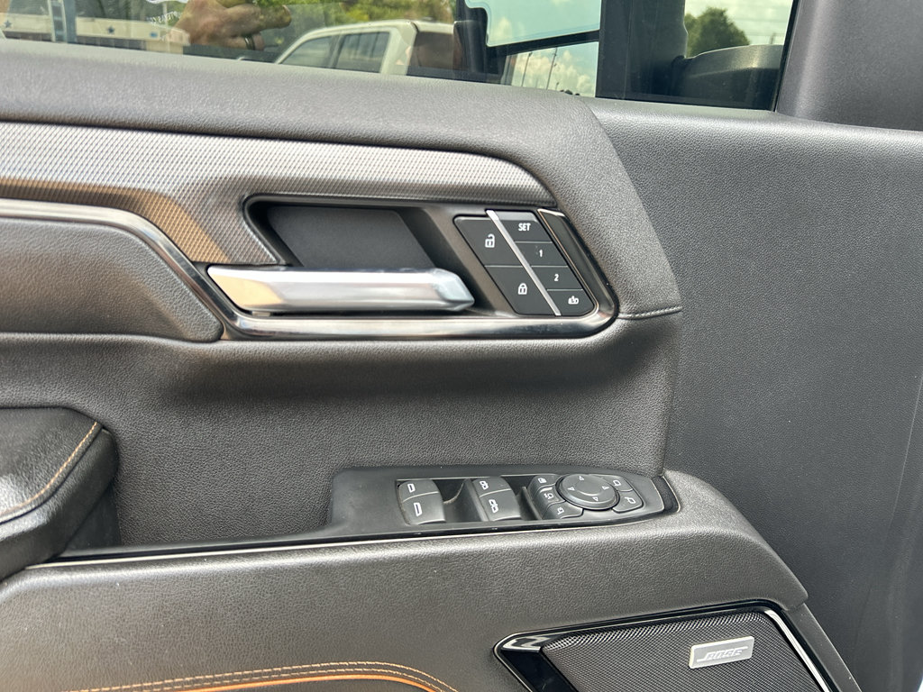 Used 2024 GMC Sierra 2500 AT4 w/ AT4 Premium Plus Package AWD/4WD image 19