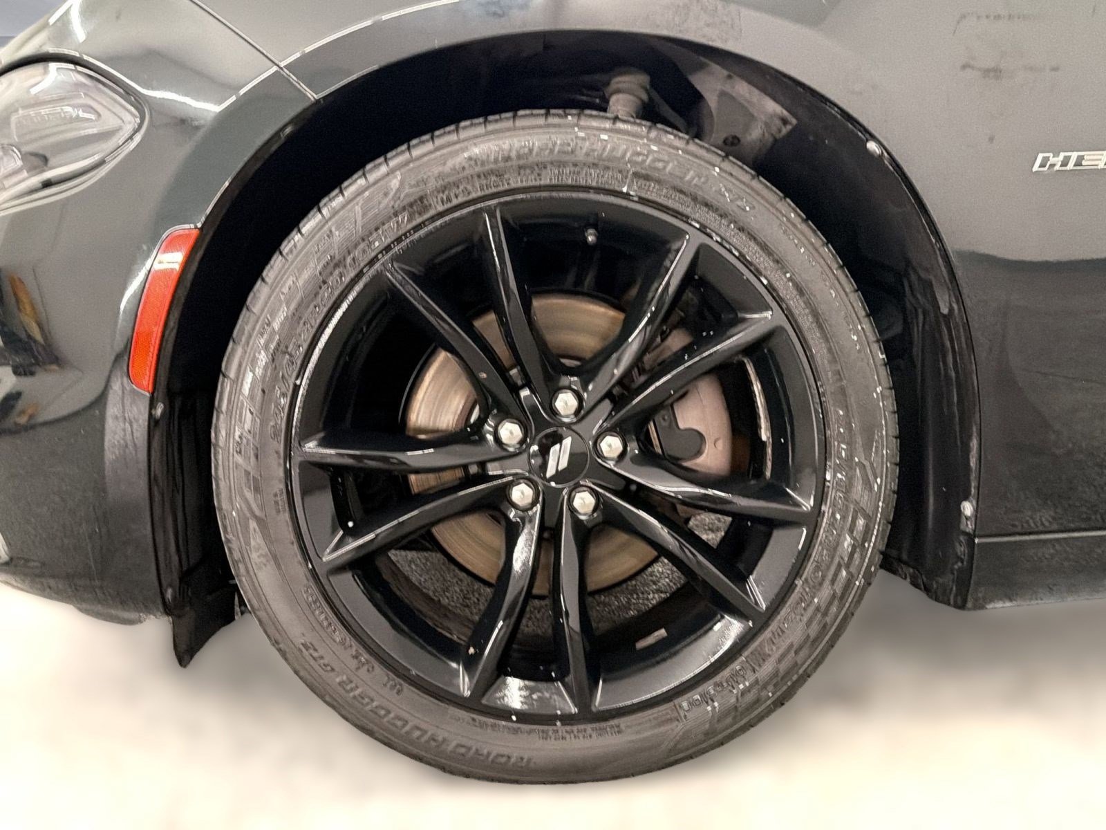 Used 2018 Dodge Charger R/T w/ Plus Group image 11