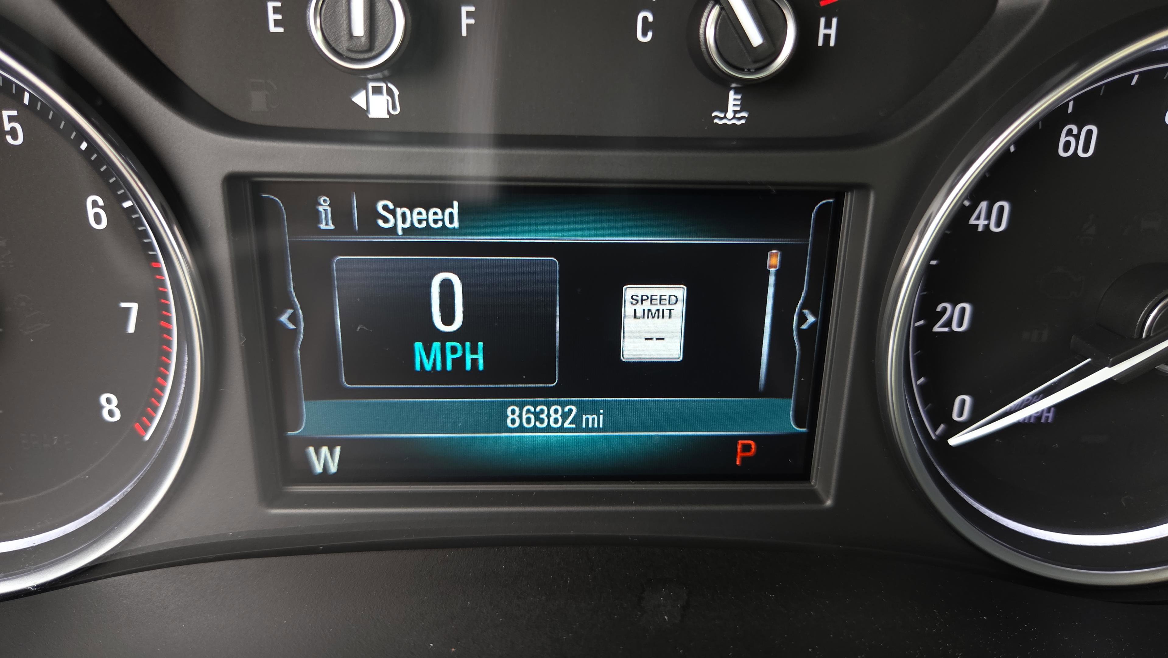 Used 2019 Buick Enclave Essence image 32