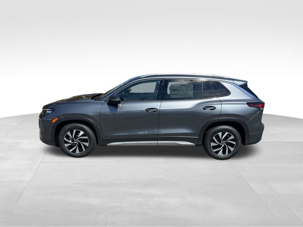 Used 2026 Volkswagen Tiguan S FWD image 4