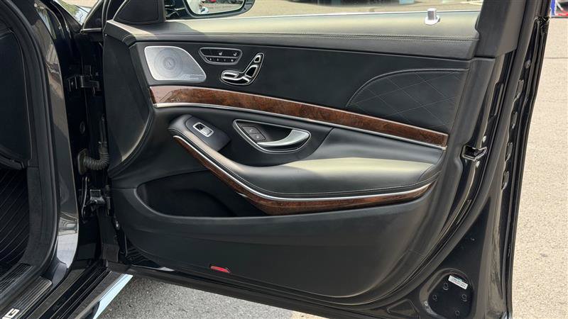 Used 2018 Mercedes-Benz S 63 AMG S 4MATIC Sedan image 43