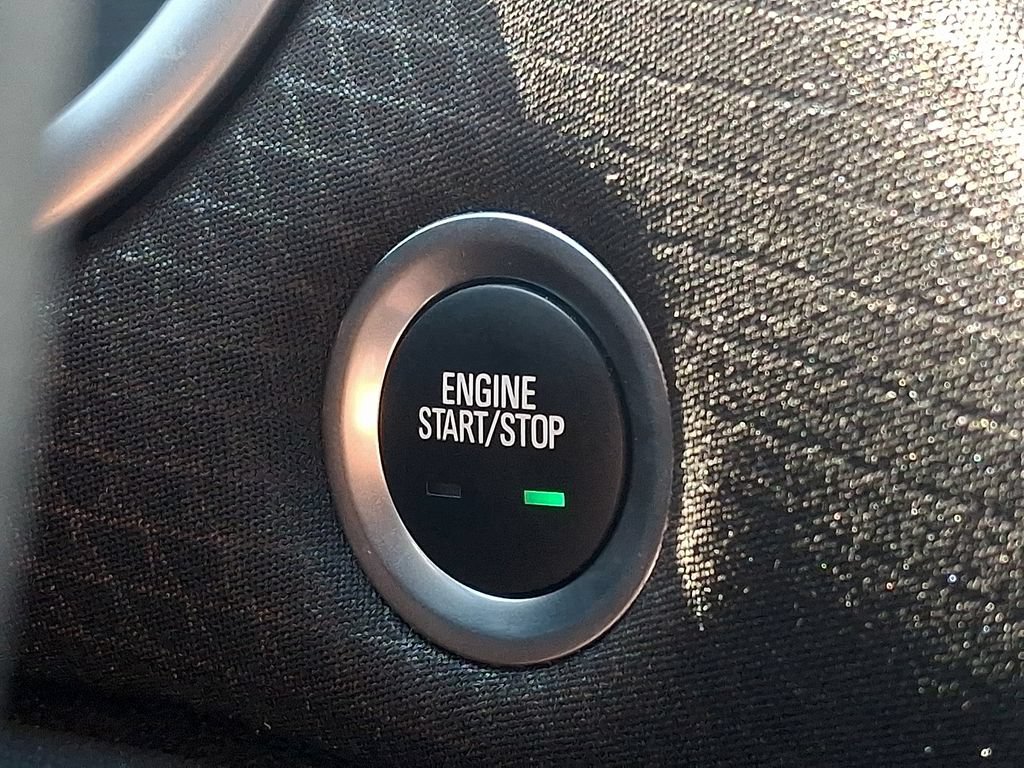 Used 2025 Chevrolet Malibu LT FWD image 22
