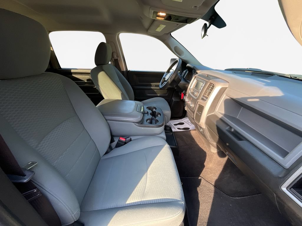 Used 2017 RAM 1500 Express AWD/4WD image 26