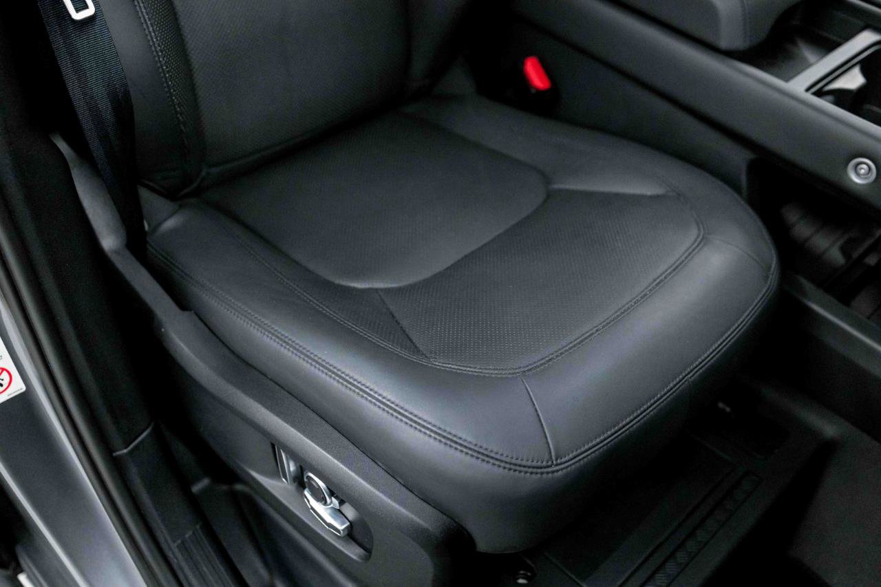 Used 2023 Land Rover Defender 130 SE image 78