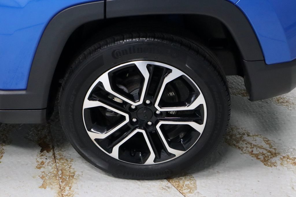 Used 2022 Jeep Compass Limited image 18